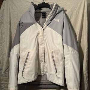 Medium winter jacket w zip in liner the north face